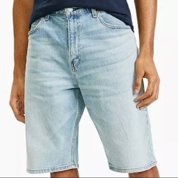 NWT- Levi's 569TM Loose Straight Shorts. Cut low- Waist - 30 - Picture 4 of 8
